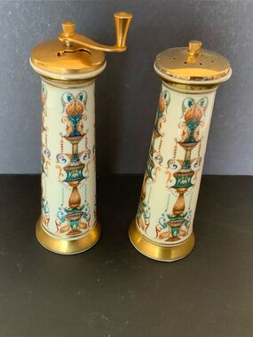 Vintage Lenox Lido Salt & Pepper Grinder Set 24k Gold Trim, USA